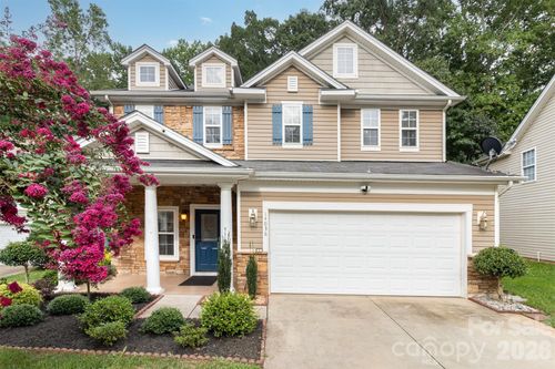 14038 Pinyon Pine Ln, Charlotte, NC, 28215-7152 | Card Image