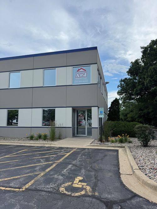 112-1585 Beverly Ct, Aurora, IL, 60502-8725 | Card Image