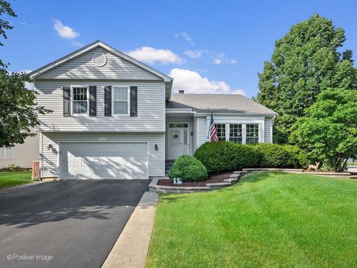 575 Adare Rd, Bartlett, IL, 60103-1930 | Card Image