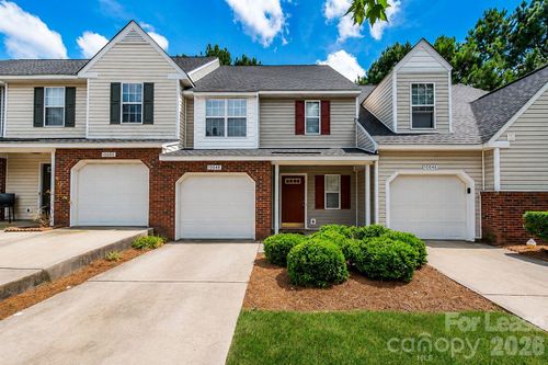10048 University Park Ln, Charlotte, NC, 28213-4098 | Card Image
