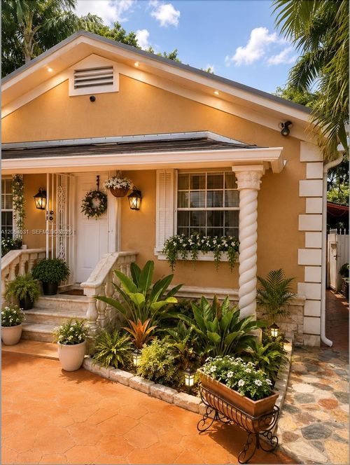 1-1176 Nw 38th Street, Miami, FL, 33127 | Card Image