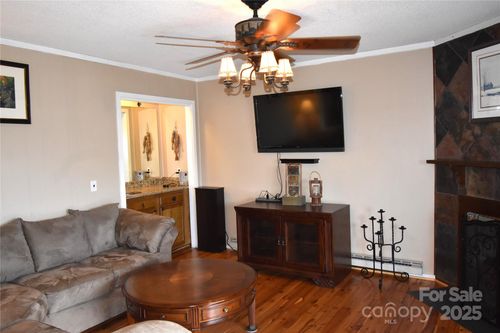 unit-3219-301 Pinnacle Inn Rd, Beech Mountain, NC, 28604-7479 | Card Image