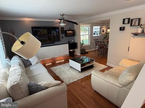 2961 Ashdown Forest Dr, Oak Hill, VA, 20171-2319 | Card Image