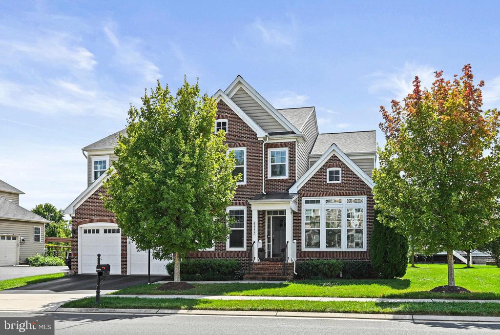 Gentle Falls Dr, Brambleton, VA 20148