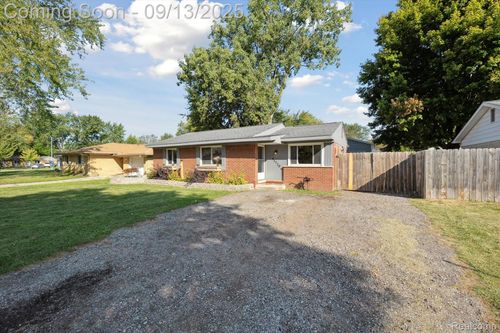 41720 Arthur St, Van Buren Twp, MI, 48111-3456 | Card Image