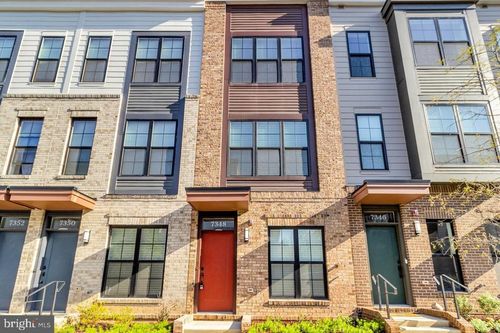 7348 Blade Dr, FALLS CHURCH, VA, 22042-3224 | Card Image
