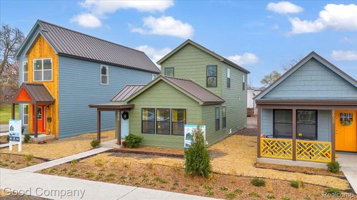 2838 16th St, Detroit, MI, 48216-1112 | Card Image