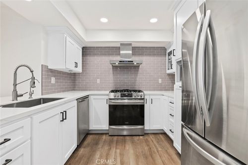 a202-5500 Torrance Blvd, Torrance, CA, 90503 | Card Image