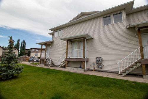 103-604 19 Street Se, High River, AB, T1V1V2 | Card Image