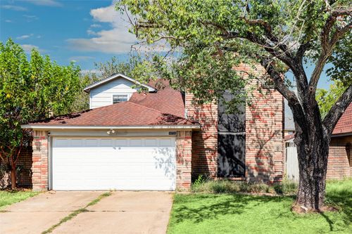 10731 Staghill Dr, Houston, TX, 77064-4037 | Card Image