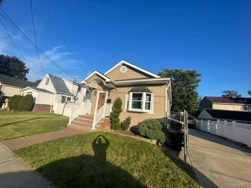 353 Benson Ave, Elmont, NY, 11003-2350 | Card Image