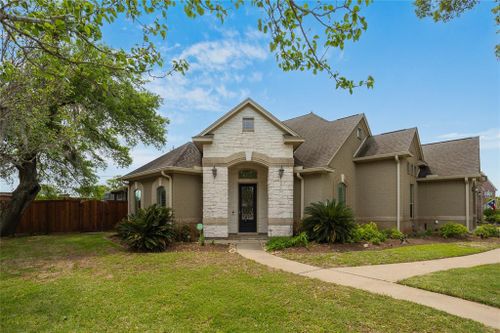 51 Snowberry Court, Lake Jackson, TX, 77566 | Card Image