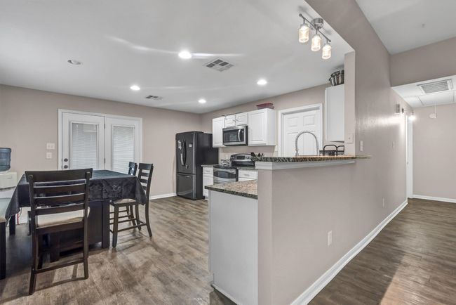 1107 Ascot St, House other with 3 bedrooms, 2 bathrooms and 2 parking in Georgetown TX | Image 7