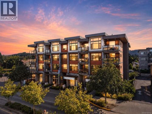 307-7162 West Saanich Road, Central Saanich, BC, V8M1P6 | Card Image