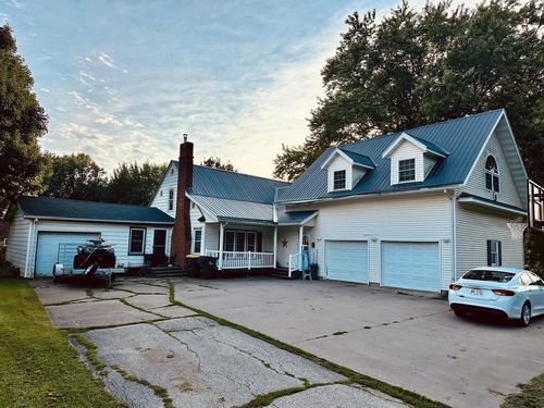112 W Bluff Street, CASSVILLE, WI, 53806 | Card Image