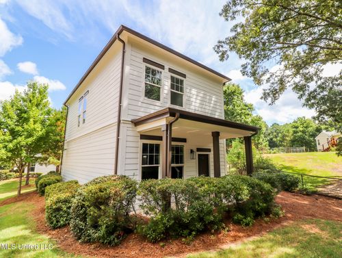 511 Olive Branch Way, Oxford, MS, 38655-6089 | Card Image
