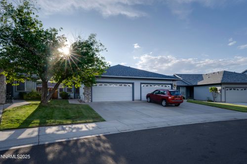 3082 Doubletree Ln, Carson City, NV, 89701-6096 | Card Image