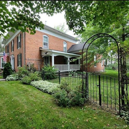 7127 Lake St, Lexington, MI, 48450-8829 | Card Image