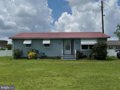 110 Delaware Ave, HARRINGTON, DE, 19952-1201 | Card Image