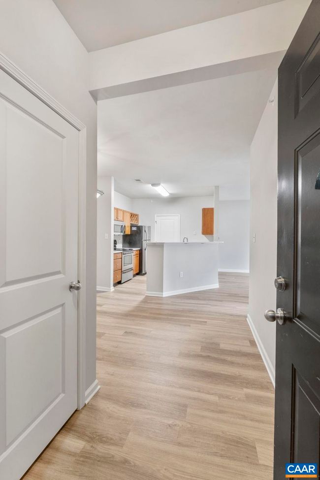 APT-3B - 745 Walker Sq, Condo with 1 bedrooms, 1 bathrooms and null parking in CHARLOTTESVILLE VA | Image 8