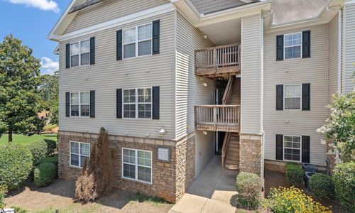 636 Lookover Dr, Anderson, SC, 29621-2351 | Card Image