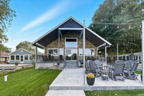 2360 S 390 W, Pleasant Lake, IN, 46779-9702 | Card Image