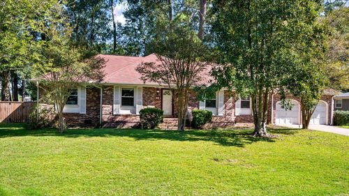 201 Stratford Dr, Summerville, SC, 29485-8637 | Card Image