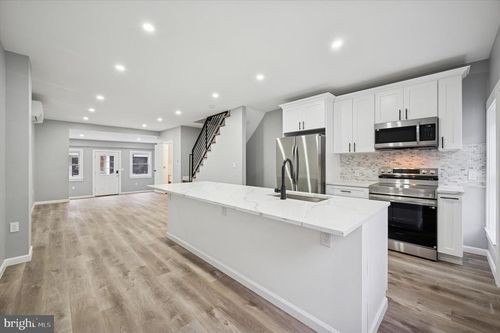 547 S Yewdall St, PHILADELPHIA, PA, 19143-1923 | Card Image