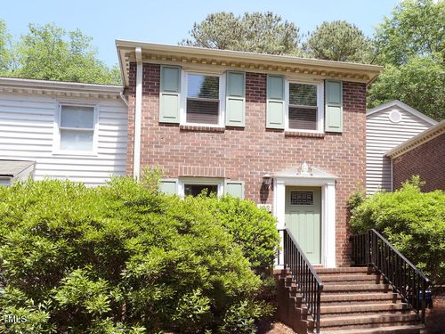 109 Gunston Ct, Chapel Hill, NC, 27514-5126 | Card Image