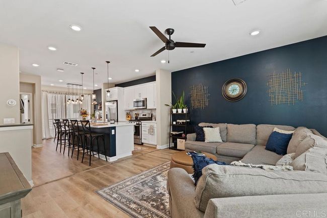 UNIT-4 - 1840 Mint Ter, Condo with 3 bedrooms, 4 bathrooms and 2 parking in Chula Vista CA | Image 7