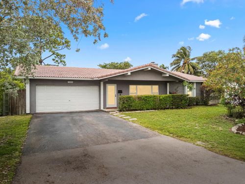 7503 Nw 42nd St, Coral Springs, FL, 33065-2012 | Card Image