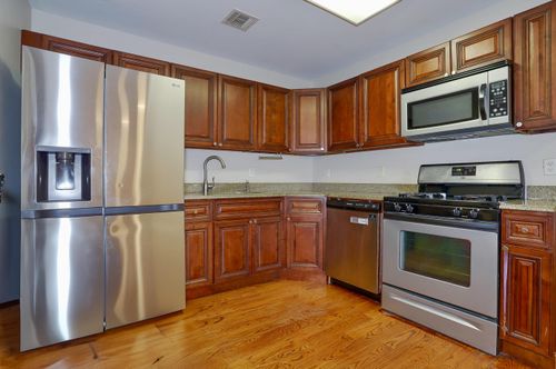 apt-509-135 38th St, Union City, NJ, 07087-6096 | Card Image