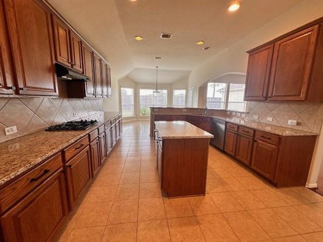1604 Spring Glen Ln, House other with 3 bedrooms, 3 bathrooms and 2 parking in Pearland TX | Image 18