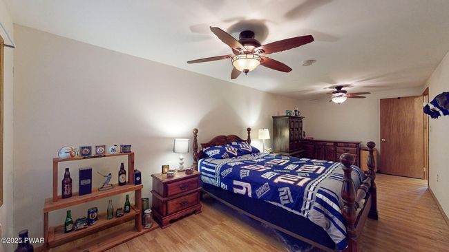Pimary Bedroom | Image 19