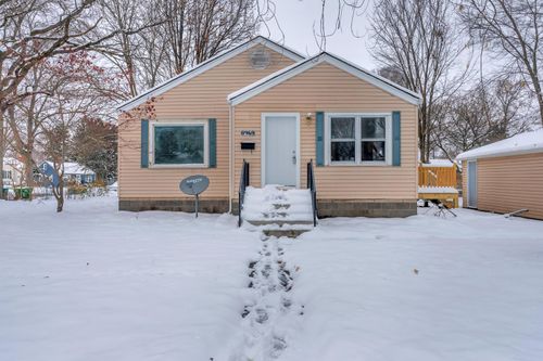 8969 Hudson Ct, Munster, IN, 46321-3211 | Card Image