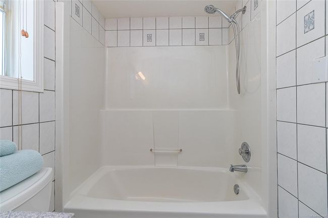 1571 Juan De Fuca Blvd, House other with 5 bedrooms, 3 bathrooms and 4 parking in Parksville BC | Image 31