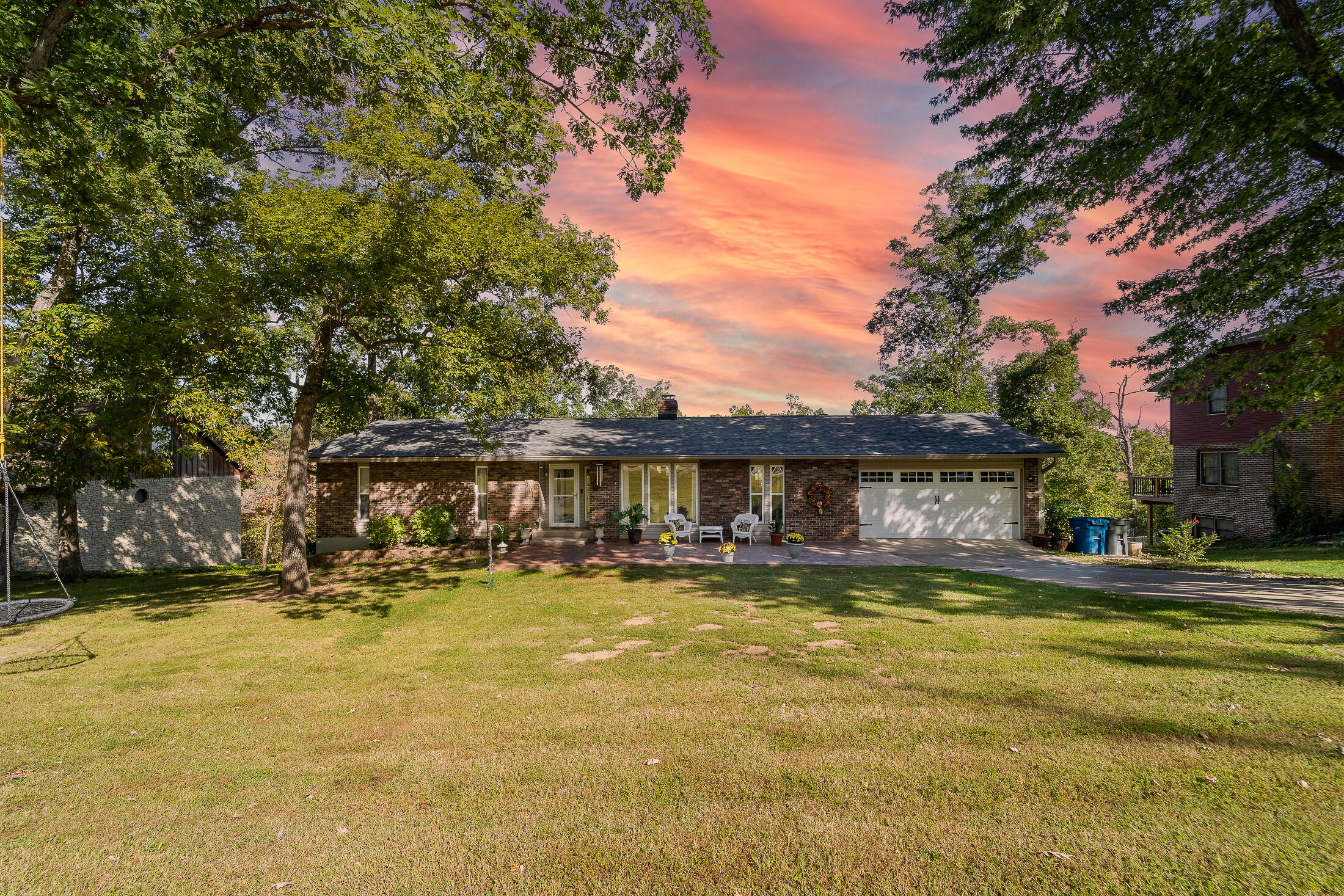 Rustic Ln, Jefferson City, MO 65109