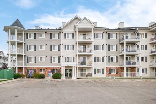 4301-31 Country Village Manor Ne, Calgary, AB, T3K0T3 | Card Image