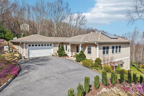 14 Chandra Ln, Clyde, NC, 28721-8631 | Card Image