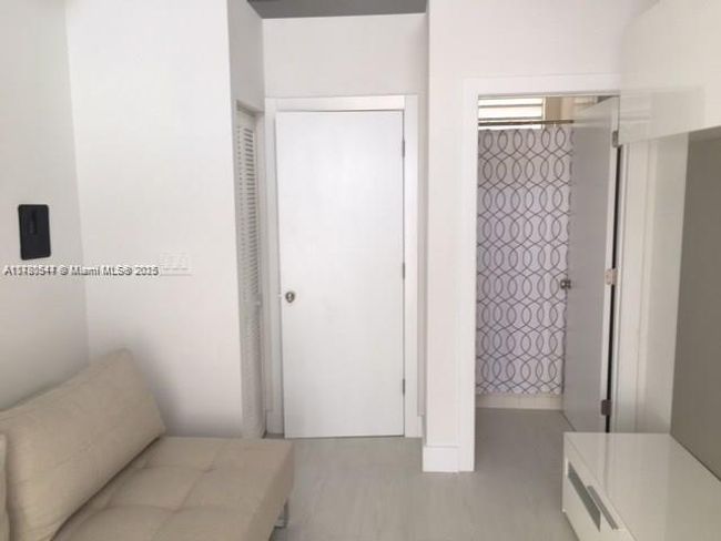 16485 Collins Ave, House other with 0 bedrooms, 1 bathrooms and null parking in Sunny Isles Beach FL | Image 4