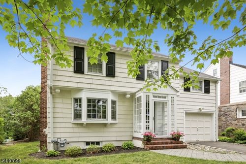 31 Knollwood Ave, Madison, NJ, 07940-1743 | Card Image
