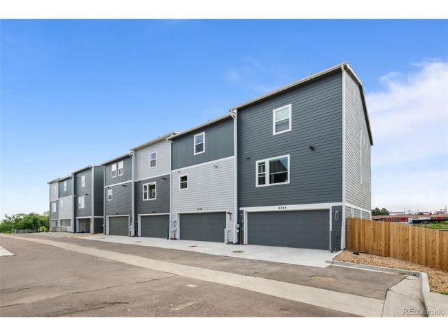 2740 W 68 Th Ave, Townhouse with 2 bedrooms, 3 bathrooms and null parking in Denver CO | Image 12