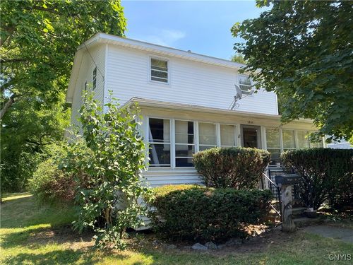 5934 Williams St, Wolcott, NY, 14590-1121 | Card Image