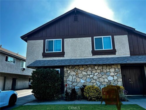 326 S Beach Blvd, La Habra, CA, 90631-5143 | Card Image
