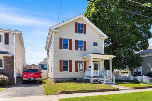28 Cotting St, Medford, MA, 02155-4302 | Card Image