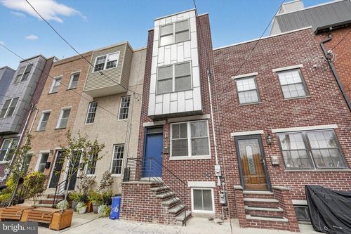 1517 Latona St, PHILADELPHIA, PA, 19146-3126 | Card Image