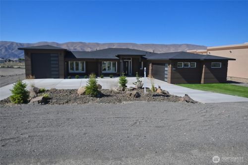 109 Wren Loop Sw, Mattawa, WA, 99349-5518 | Card Image