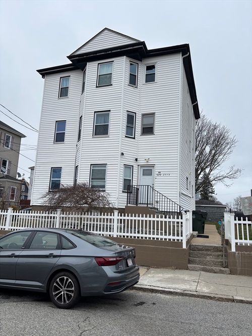 80 Lane St, Fall River, MA, 02721-6537 | Card Image