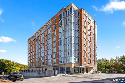 800 12th, Palisades Park, NJ, 07650 | Card Image