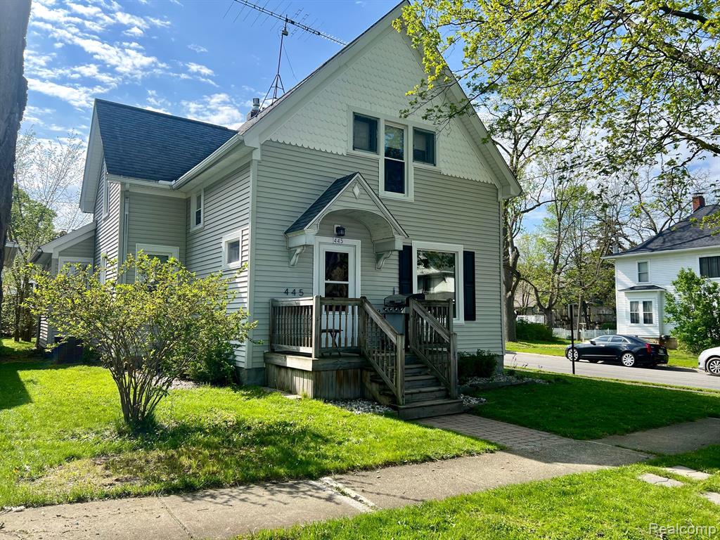 Monroe St, Lapeer, MI 48446